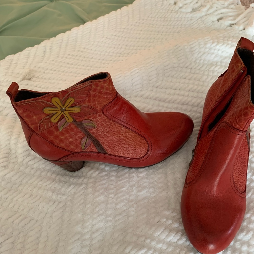 Stylish Red Ankle Boots with Floral Accent